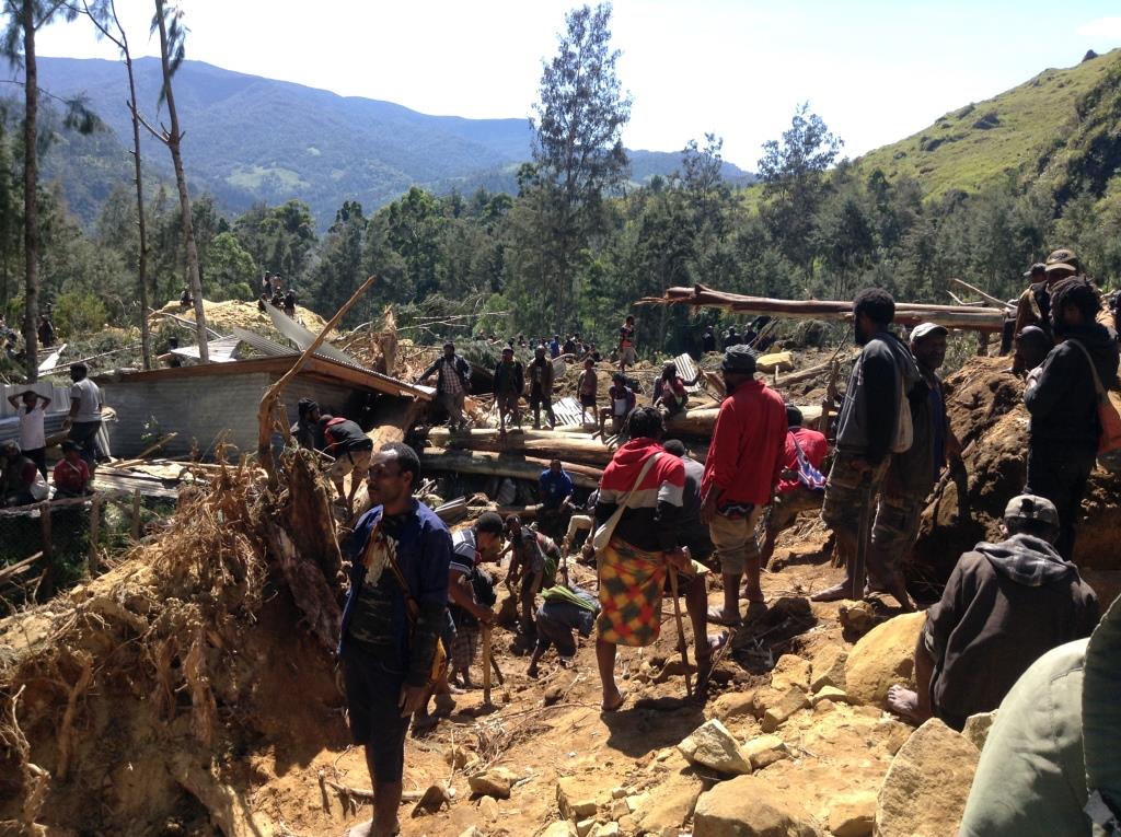 Impacts of the landslide in PNG (1)