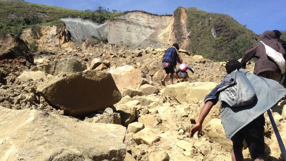 People Climbing Up The Rubble Left By The Enga Landslide Taken 25 May Photo Credit Sr John Mary Wabag Diocese