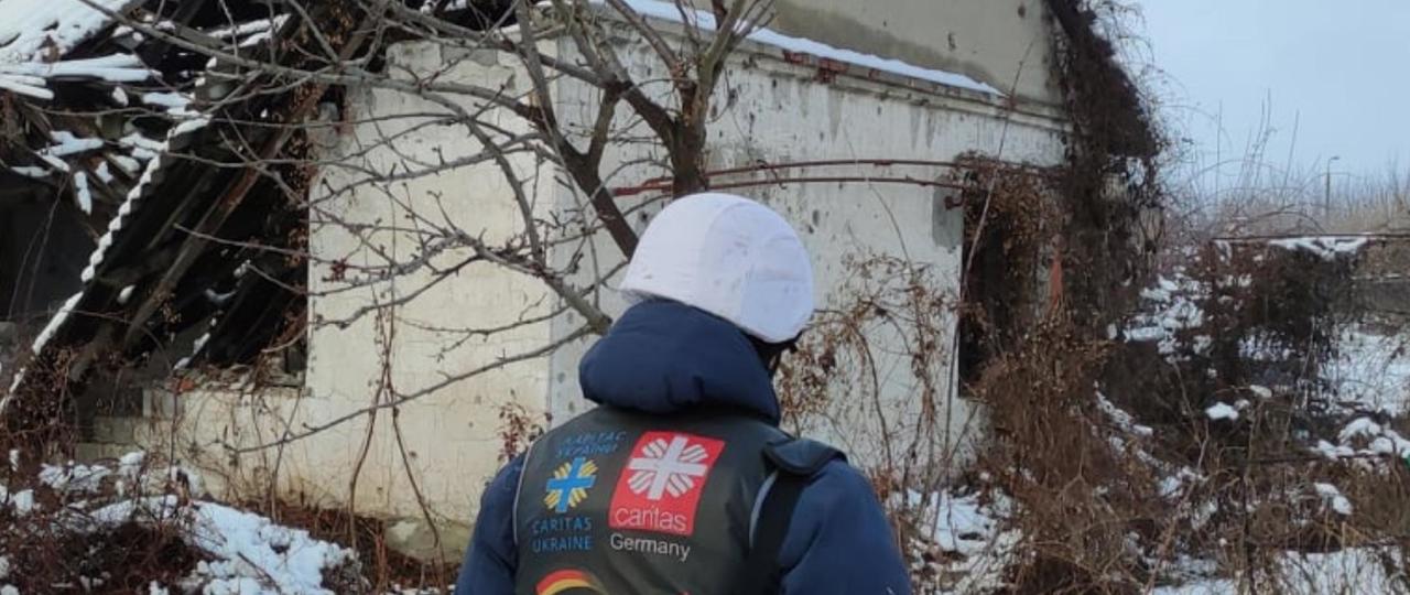 Thumbnail Caritas Zaporizhzhia Delivering Food Kits In The Settlements Of Ocheretynska And Mariinska Civil Military Administrations Of Eastern Ukraine. Photo Caritas Ukraine