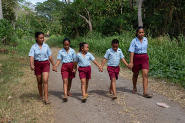 Leaia Children Going To School