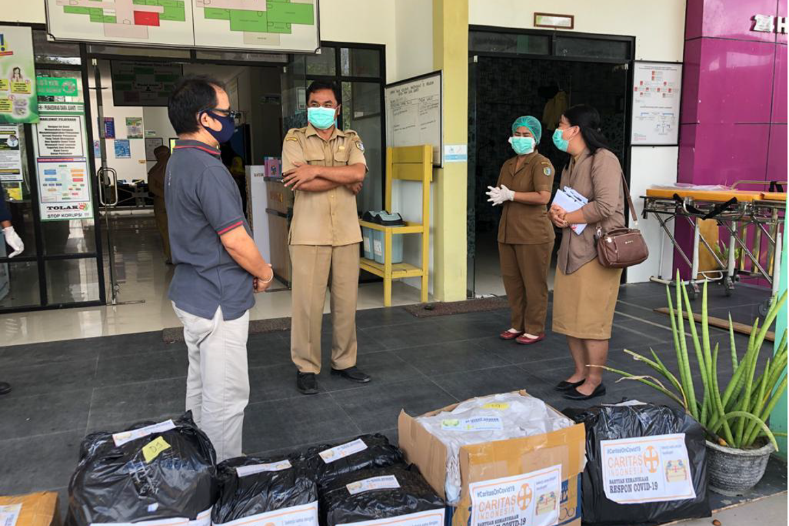 Distribution Of PPE To Health Centers. Photo Caritas Indonesia (2) (1)