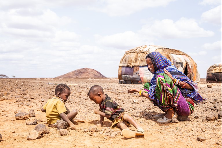 Talaso, a Kenyan mother, faces a future of drought and starvation. Credit: Thom Flint, Catholic Agency for Overseas Development