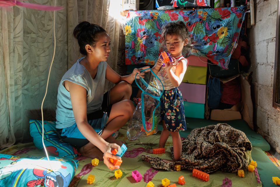 Ronita And Her Daughter In The Phillipines