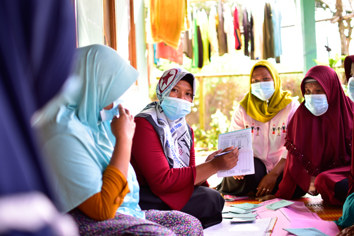 Tarsini In Indonesia Leads A Savings And Loans Group In Her Local Community Photo Credit Caritas Australia